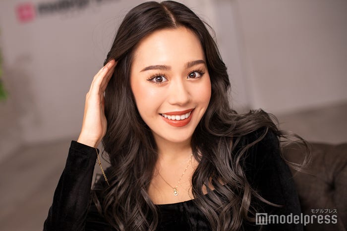 井上奈欧美さん(C)モデルプレス