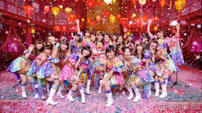 AKB48「君はメロディー」MVより(C)AKS/キングレコード