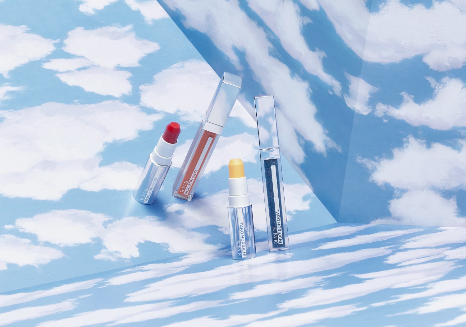 マルチに活躍する限定アイテム／画像提供：RMK