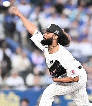 ロッテ・ジャクソン 6回1失点で4勝目の権利