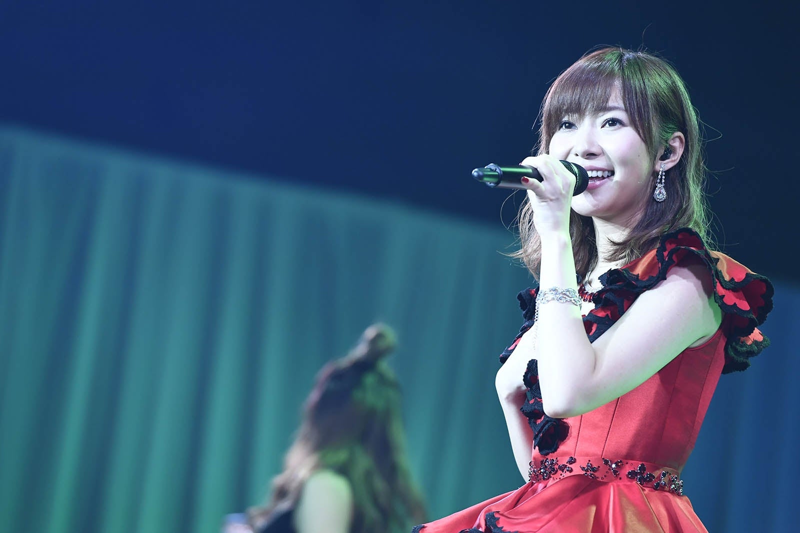 指原莉乃、初の試みでモー娘。＆松田聖子らをカバー　スペシャルゲストも登場