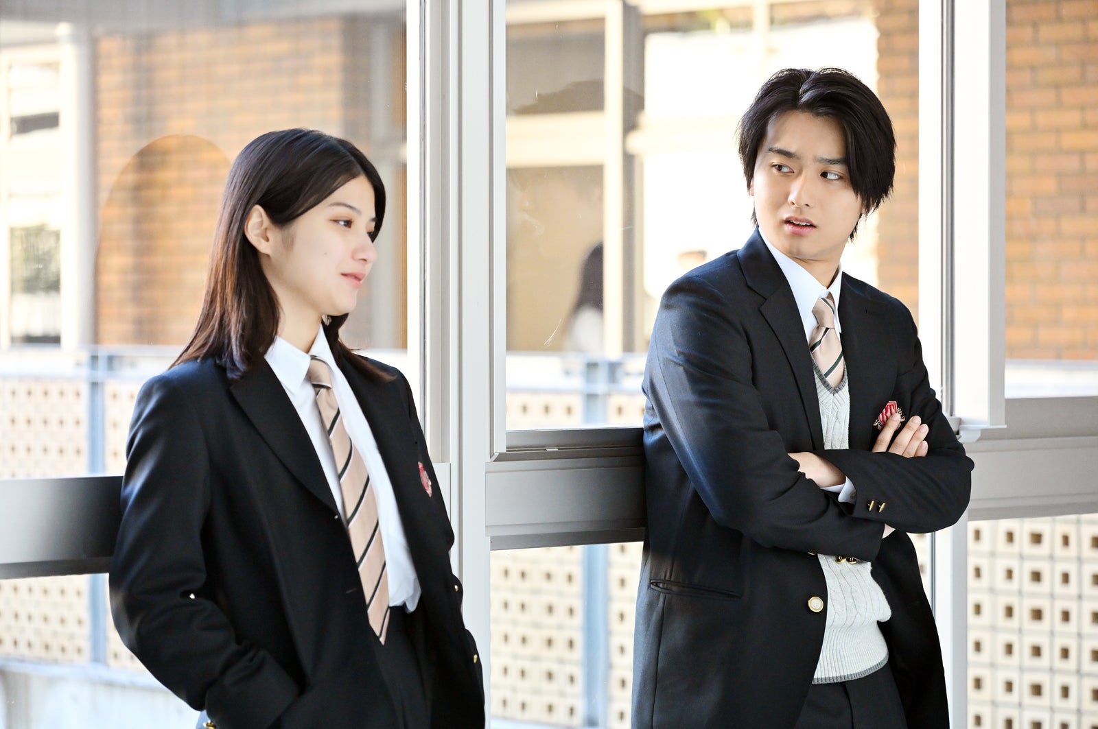 蒔田彩珠、奥平大兼「御上先生」第1話（C）TBS