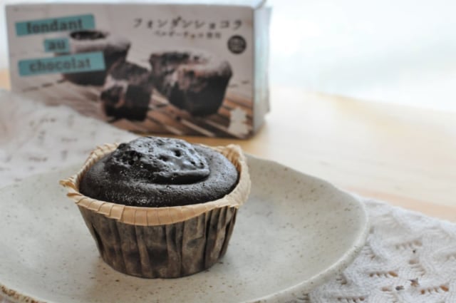 業務スーパーの「フォンダンショコラ」レンチンしたところ