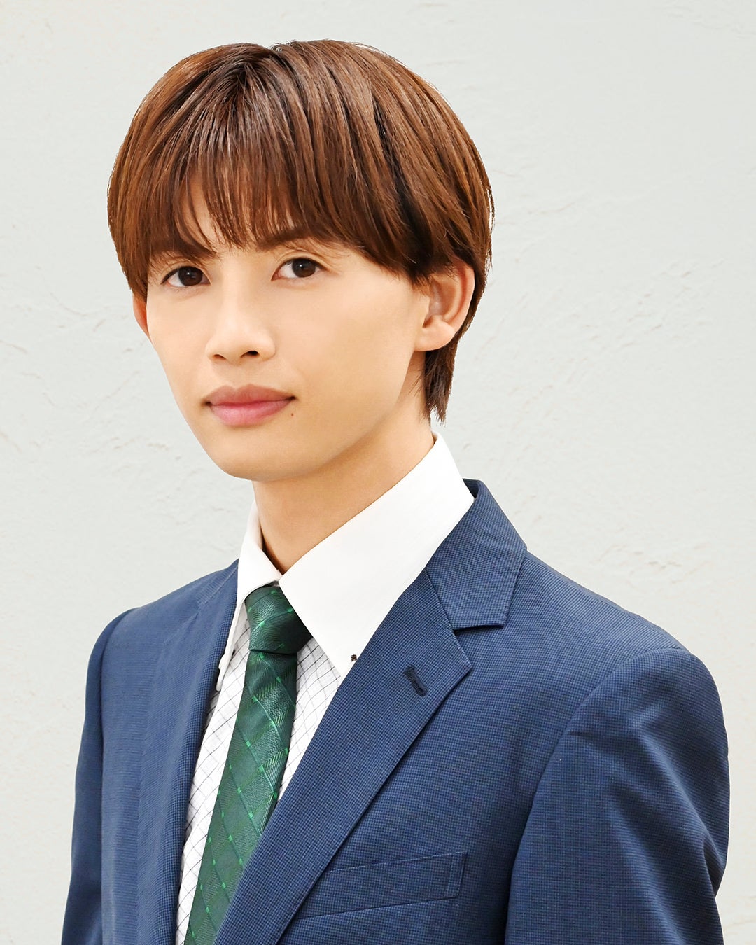 草川直弥（C）ろじ・フランス書院／「⻘と碧」製作委員会