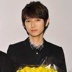 モデルプレス - 本郷奏多、バースデーサプライズの花束に「花粉症なんですけど…」と照れ隠し