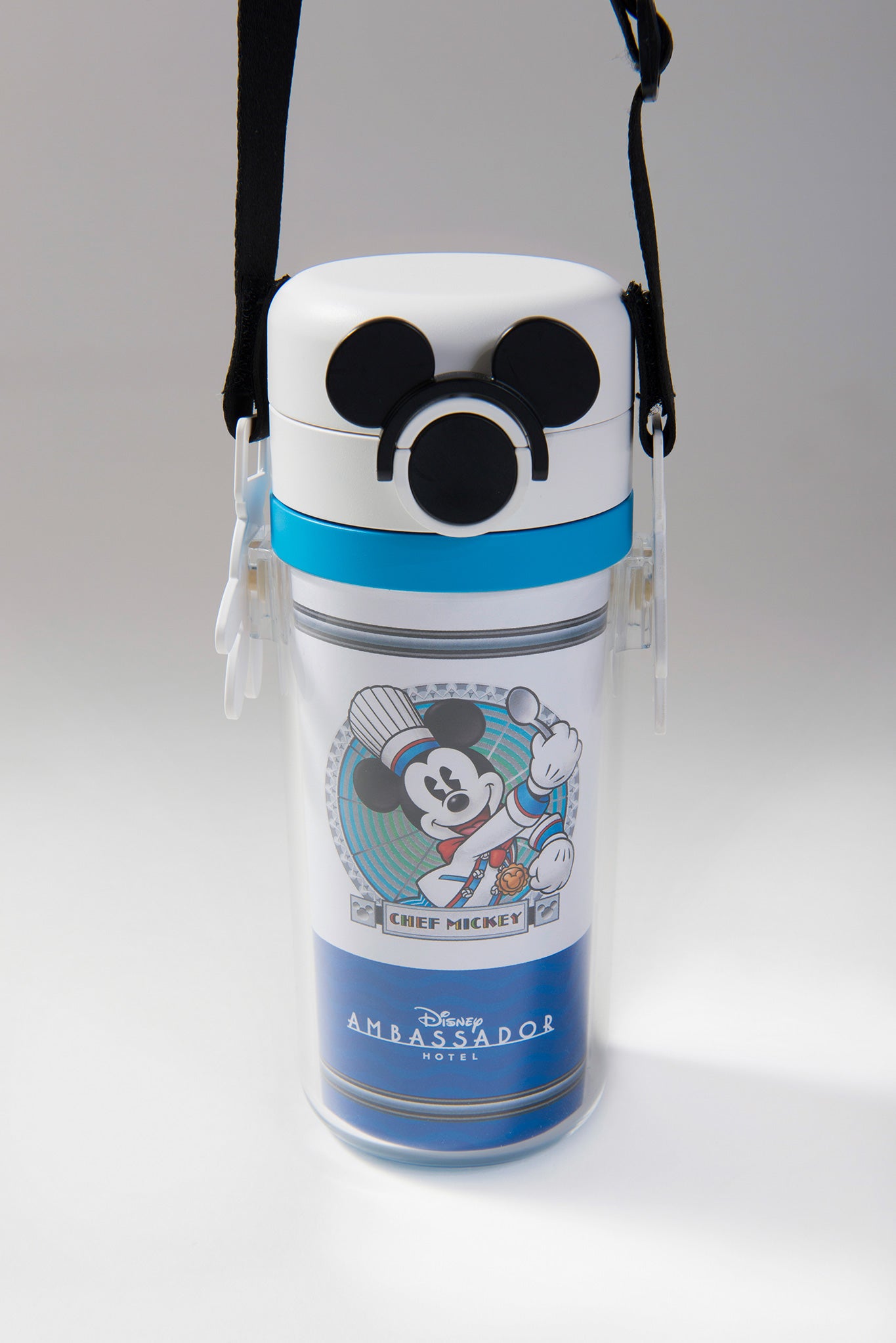 “シェフ・ミッキー”オリジナルタンブラーストラップ付き￥1670（C）Disney