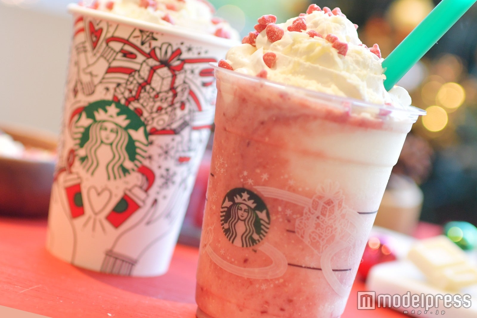 ラズベリー ホワイト チョコレート フラペチーノ（R） （C）モデルプレス