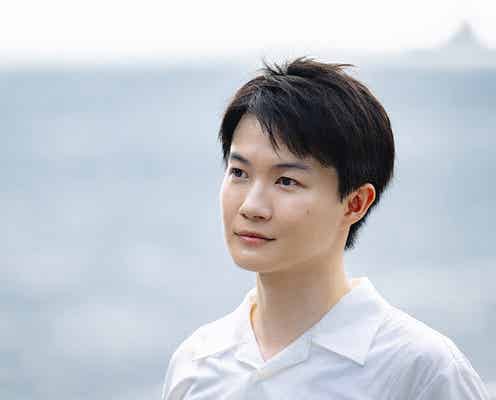 【海に眠るダイヤモンド 第1話】ホスト・玲央(神木隆之介)、婦人・いづみ(宮本信子)と出会う 長崎の離島と現代・70年の時を超えた壮大な物語の幕開け