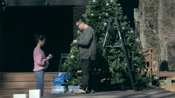 りさこ、理生「TERRACE HOUSE OPENING NEW DOORS」(C)フジテレビ/イースト・エンタテインメント