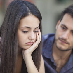 一体どういうつもりなの?彼女がいるのに思わせぶりな態度をとってくる男性のホンネ