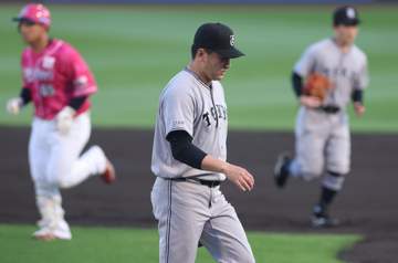 移籍後最短2回KOの巨人・田中将「いいようにやられてしまった」 古巣に打ち込まれ悔しさあらわ「チームに迷惑、後続の投手に負担をかける形に」