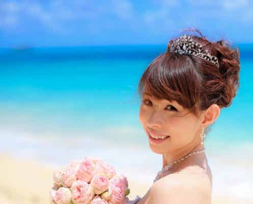 元AKB48メンバー、ハワイ挙式を報告 篠田麻里子プロデュースのドレス姿を披露