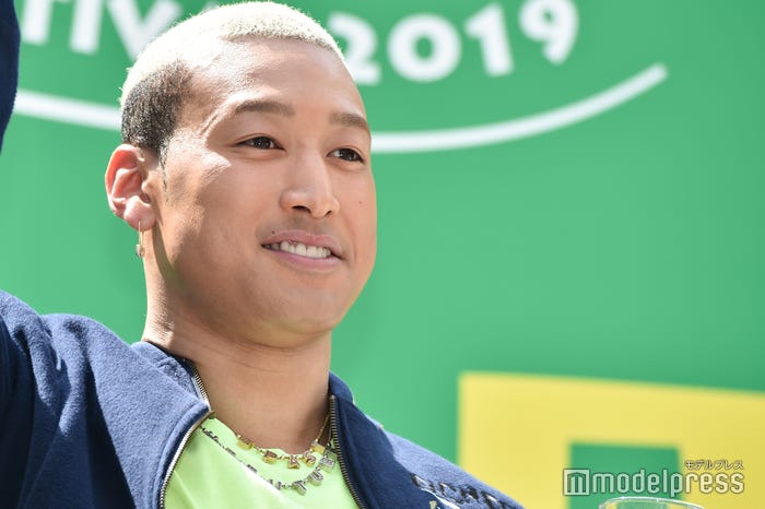 関口メンディー(C)モデルプレス