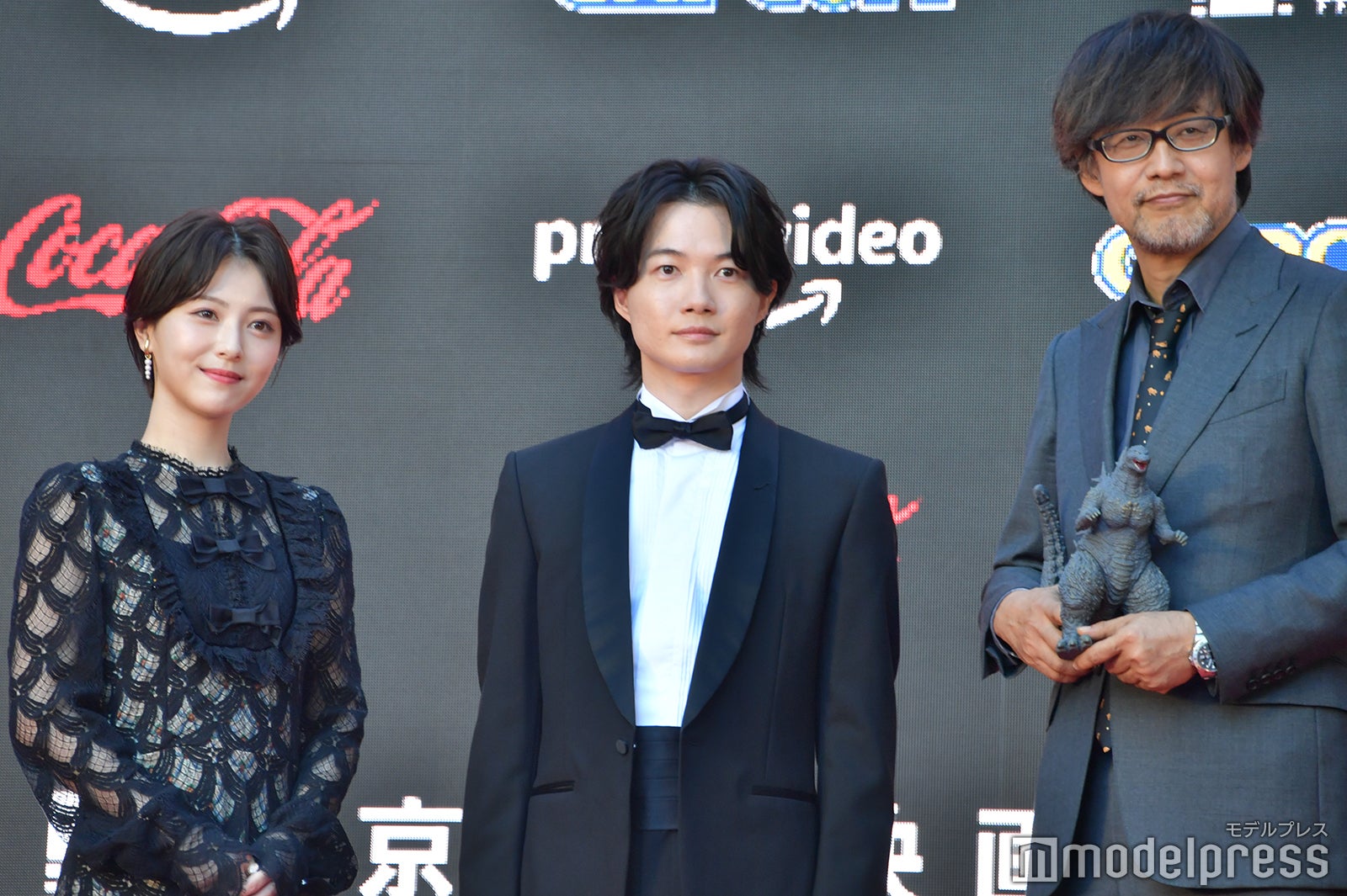 浜辺美波、神木隆之介 、山崎貴監督（C）モデルプレス