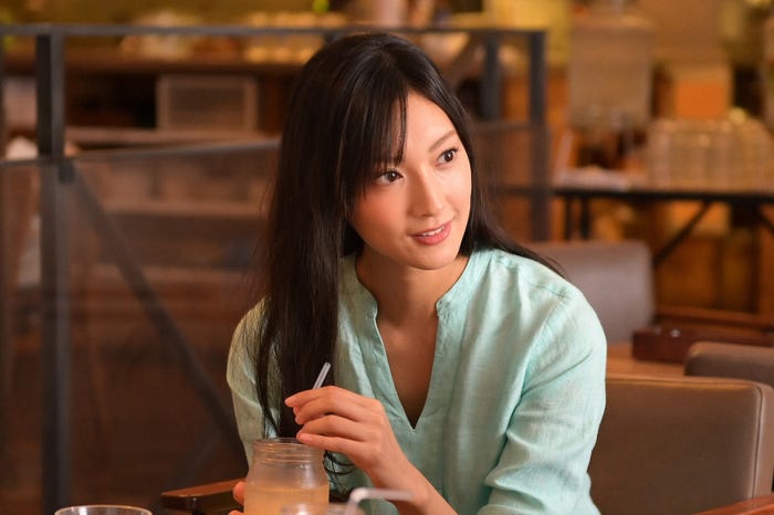 菜々緒/「4分間のマリーゴールド」第2話より(C)TBS