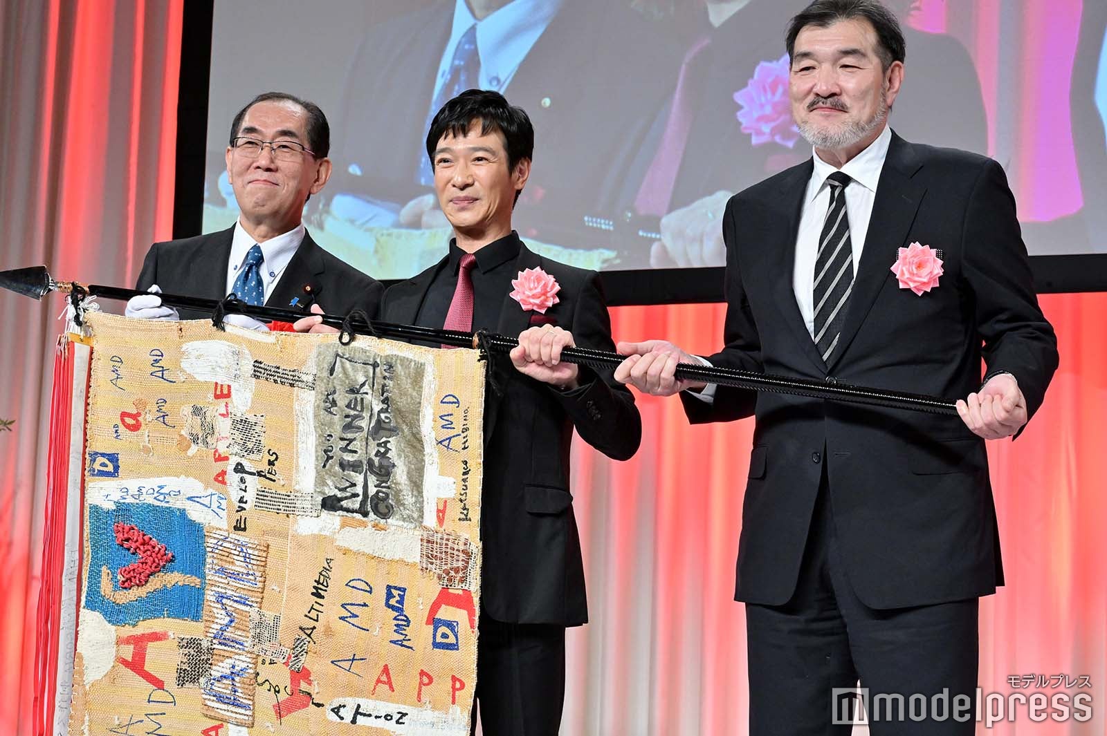 堺雅人、福澤克雄監督ら（C）モデルプレス