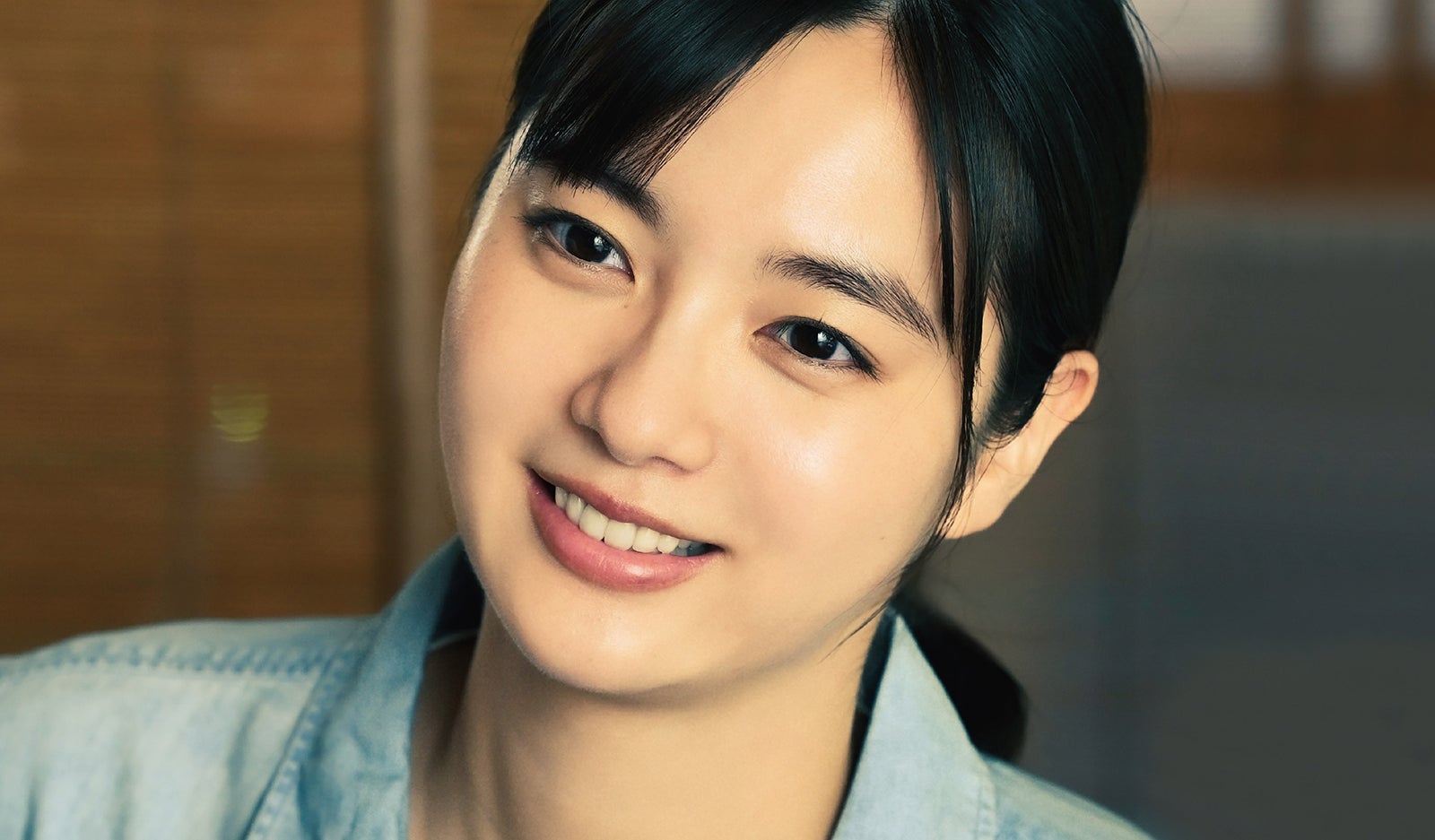 新川優愛 （C）読売テレビ