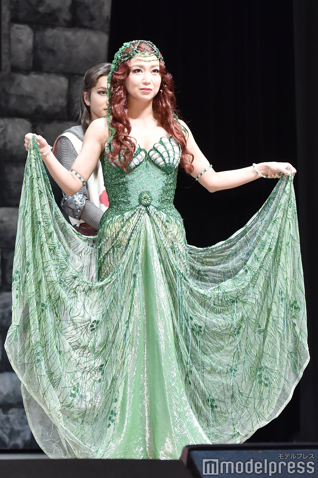 新妻聖子（C）モデルプレス