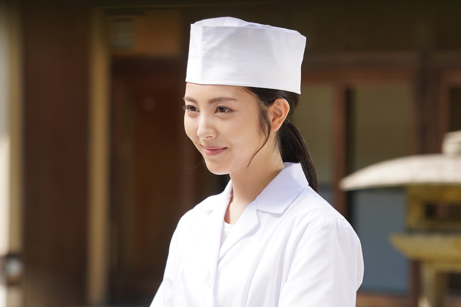 浜辺美波「私たちはどうかしている」第1話より（C）日本テレビ