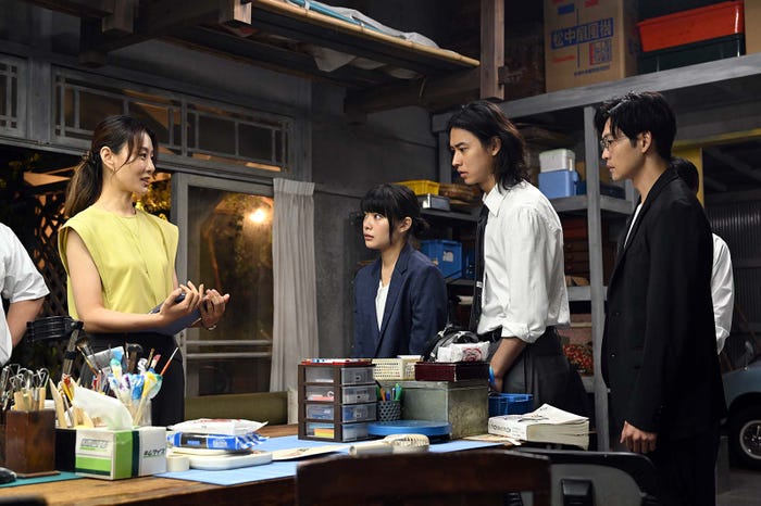 玄理、岸井ゆきの、山崎賢人、松下洸平「アトムの童」第3話より(C)TBS