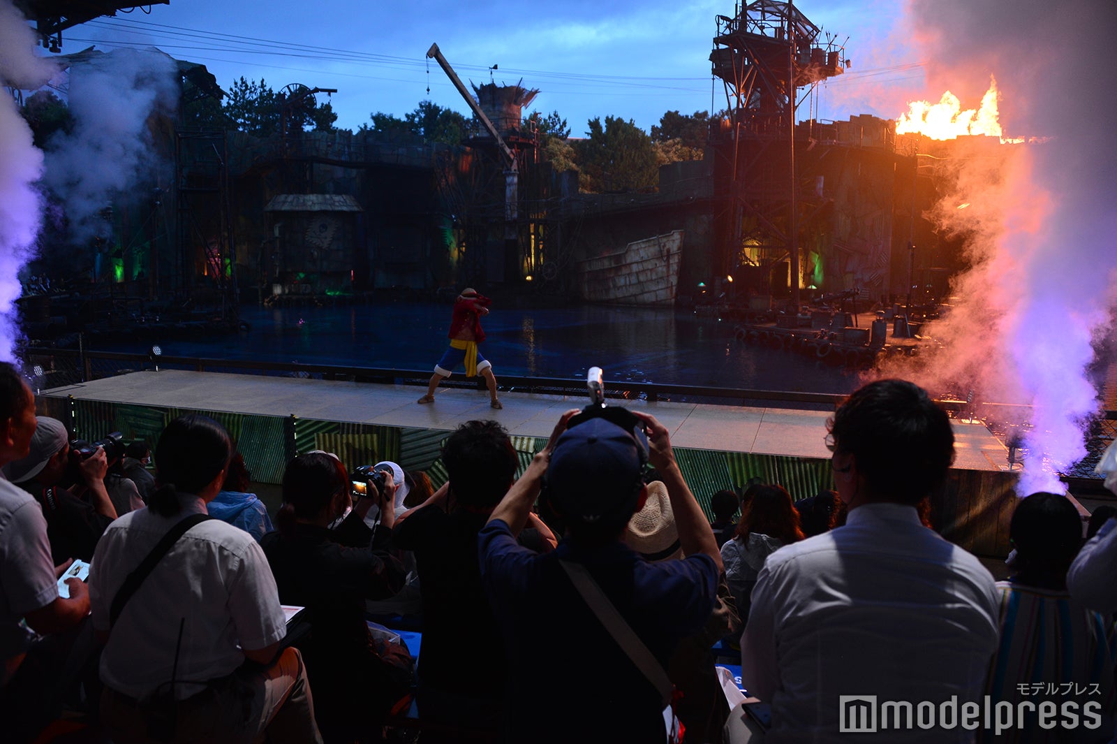 USJ「ワンピース・プレミアショー 2024」“ギア5”発動ルフィがショー初登場！熱いバトルにゲスト約2000名興奮