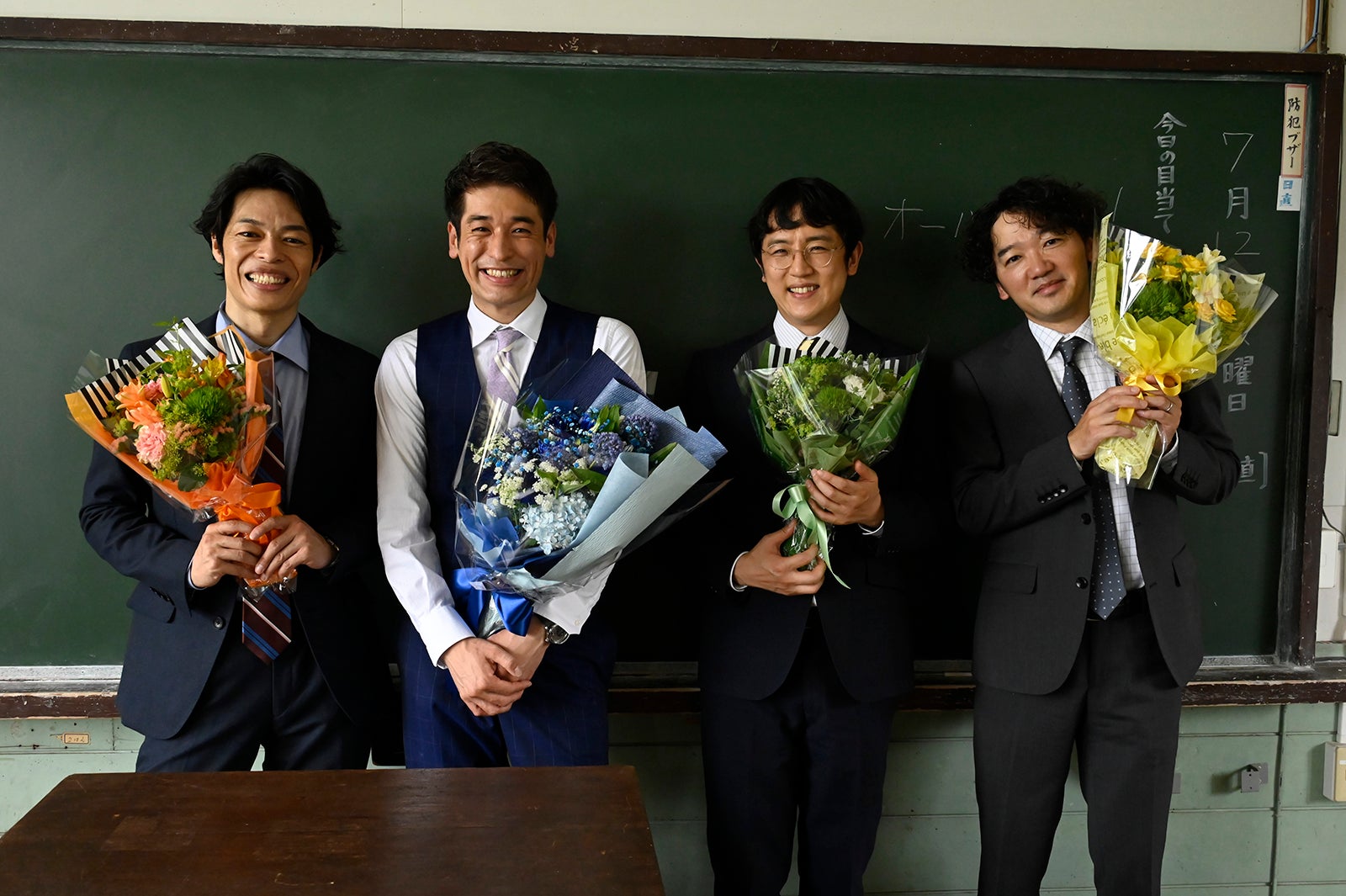 佐藤隆太ら厚労省の官僚役キャスト （C）中村啓･光文社／HJホールディングス