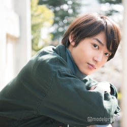 “動”を極めた松岡広大が“静”で魅せる―「イメージを壊したい」10年間の歩みとこれからの挑戦<モデルプレスインタビュー>
