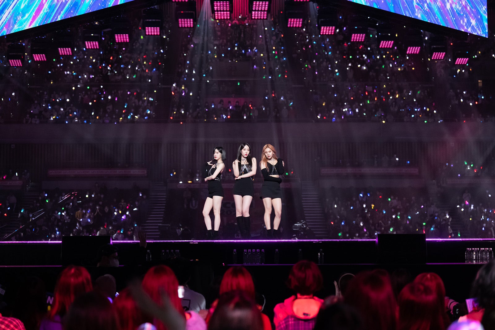 VIVIZ（C）CJ ENM Co., Ltd, All Rights Reserved