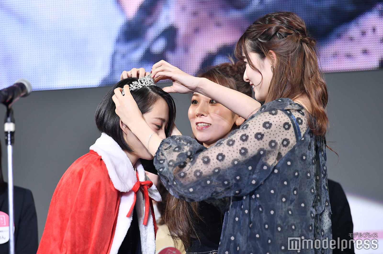 （C）モデルプレス