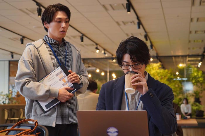 福松凜、桜田通「クールドジ男子」第2話より(C)那多ここね/SQUARE ENIX・ドラマ「クールドジ男子」製作委員会
