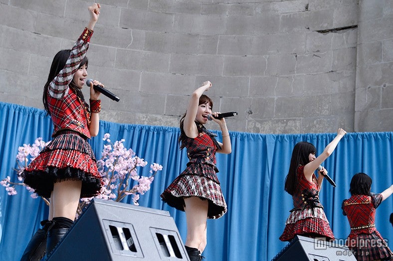 「JAPAN DAY @CENTRAL PARK 2015」に出演したAKB48（C）AKS