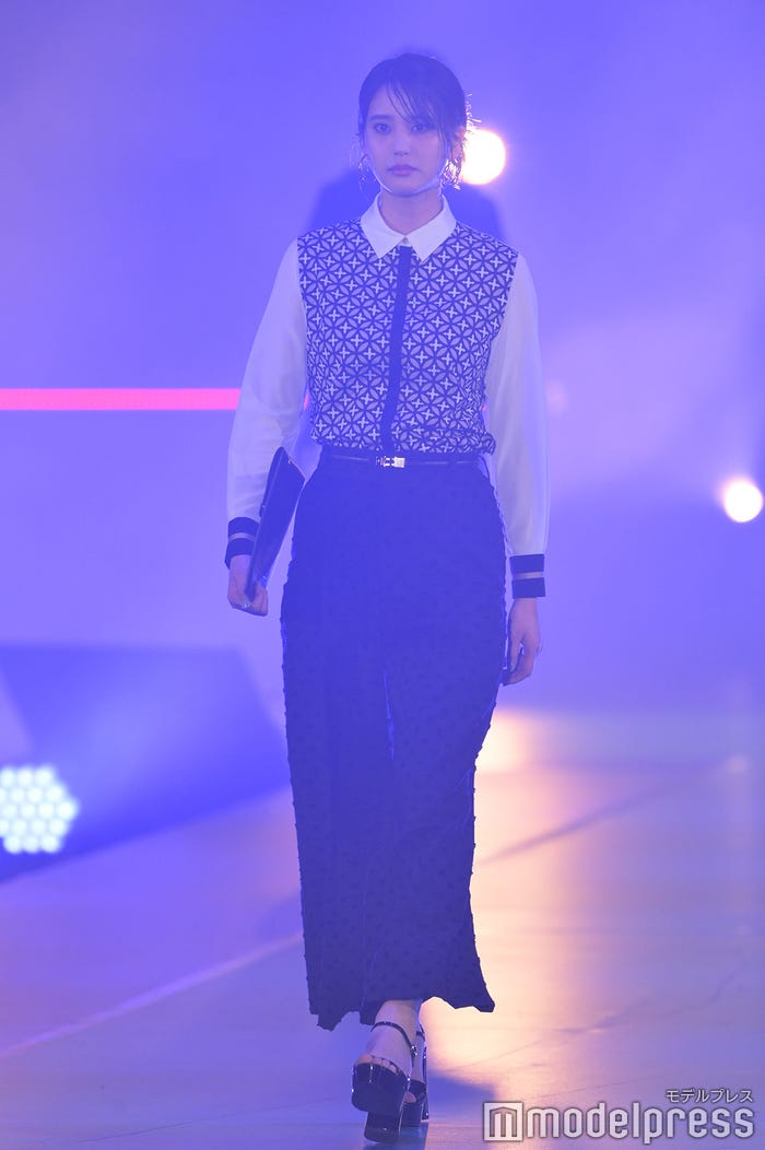 山崎紘菜(C)モデルプレス