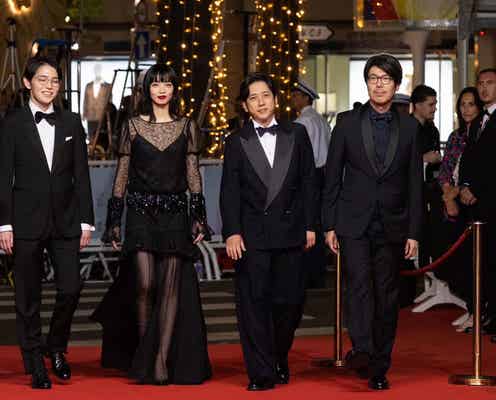二宮和也&小松菜奈、カンヌのレッドカーペットデビュー「8番出口」世界初お披露目