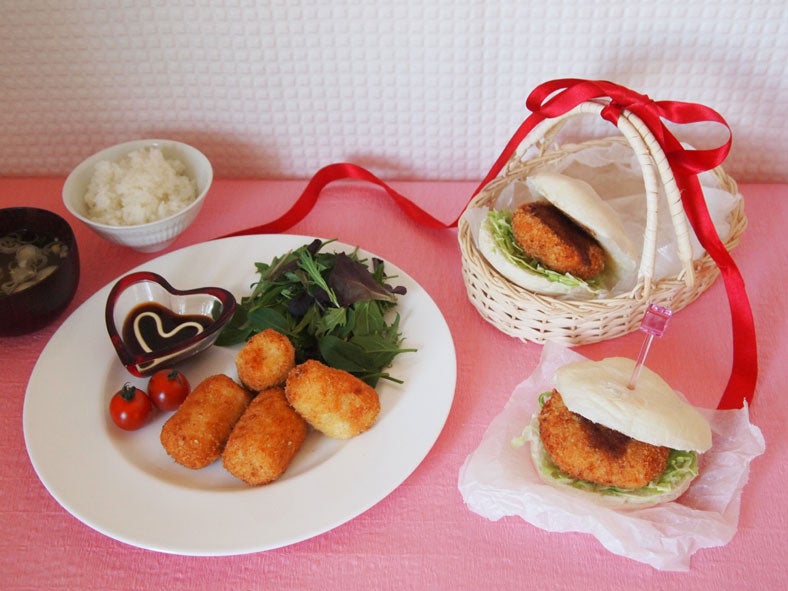 「カニちゃんコロッケ」 → 「カニクリームコロッケサンド」