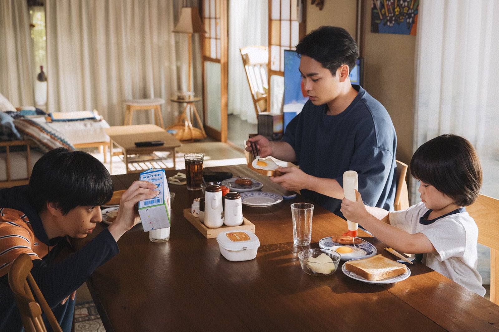 坂東龍汰、柳楽優弥、佐藤大空「ライオンの隠れ家」第1話（C）TBS