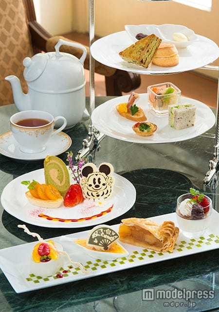 「アフタヌーンティーセット」/(C)Disney