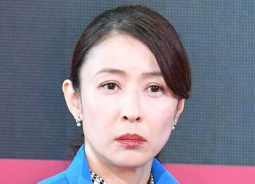 「風、薫る」夕凪廃業で大喜びの水野美紀にネット複雑 「べらぼう」は足抜け女郎に折檻の鬼女将だったのにw【ネタバレ】