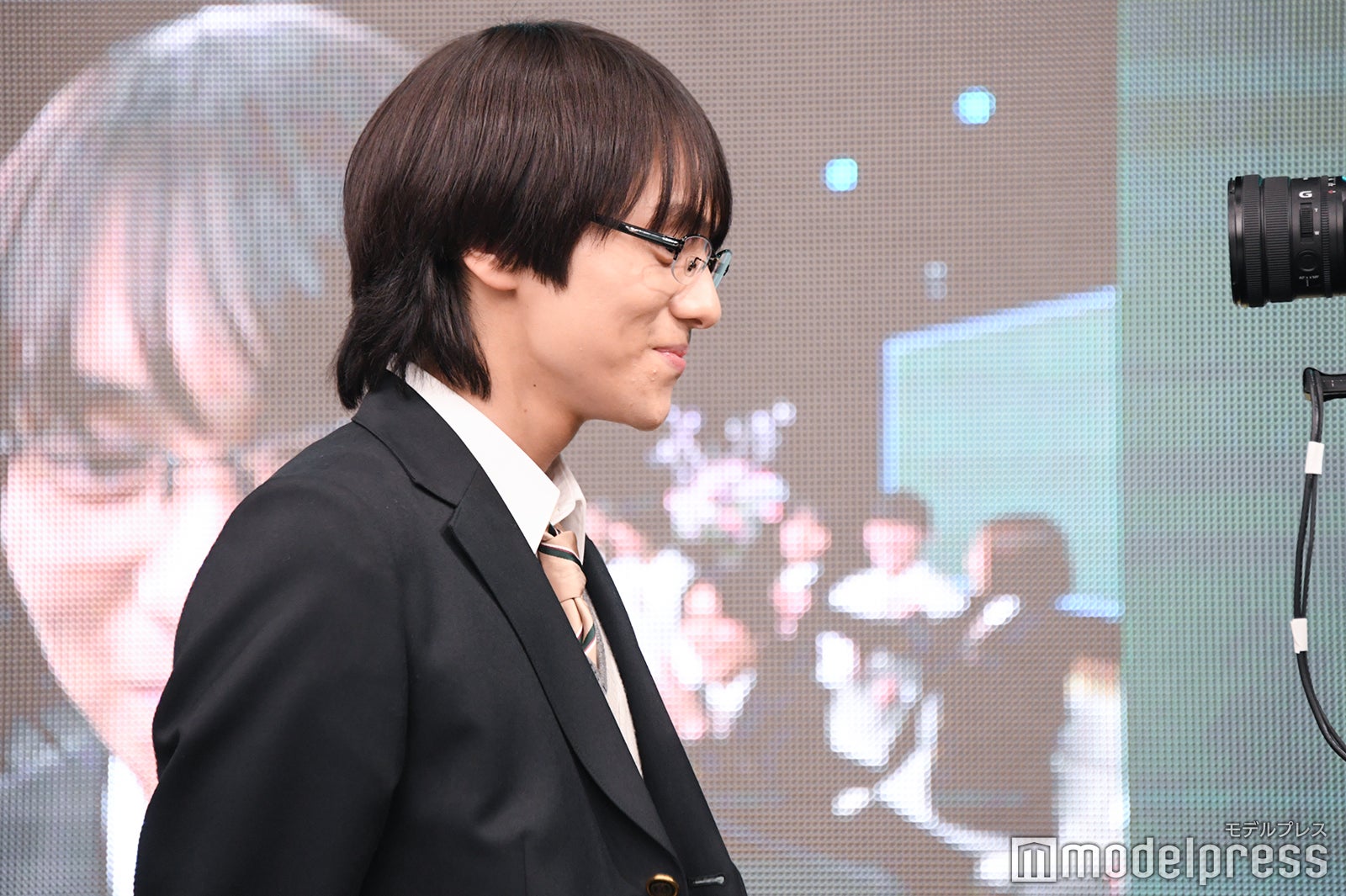 カメラに向かって胸キュンセリフを披露する山下幸輝（C）モデルプレス