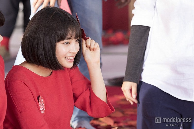 広瀬すず／CMメイキング風景