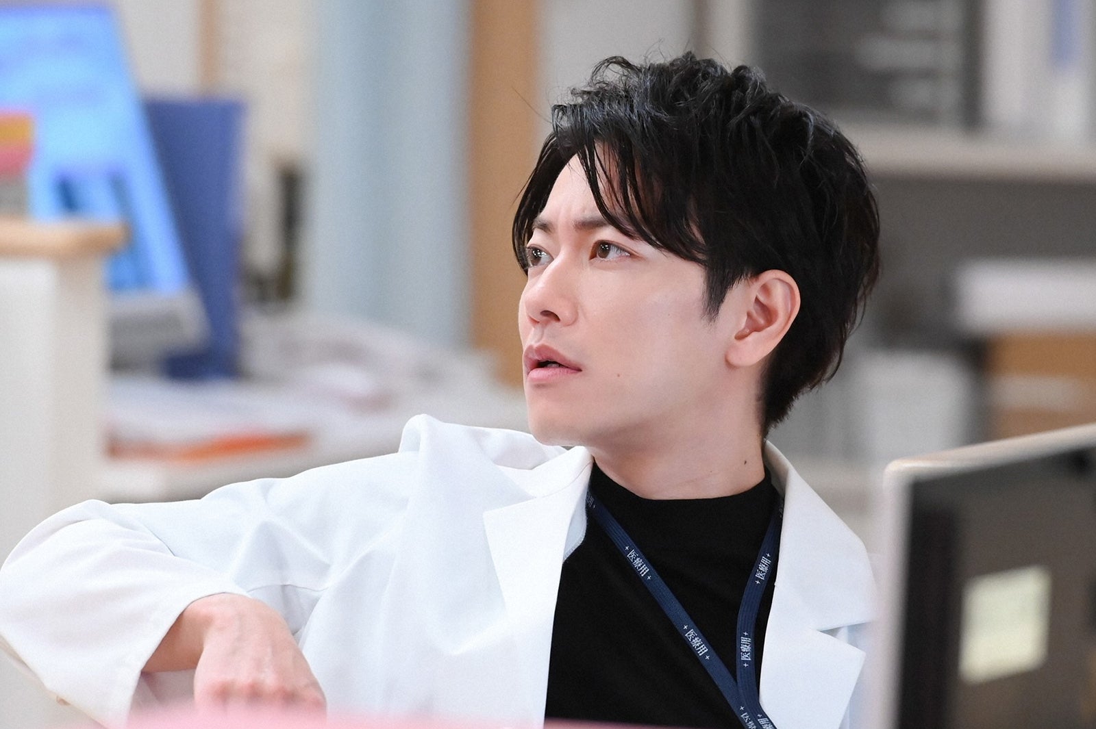 佐藤健／「恋はつづくよどこまでも」第3話より（C）TBS