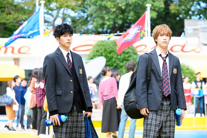 長谷川慎、藤原樹 (C)2020「PRINCE OF LEGEND」製作委員会