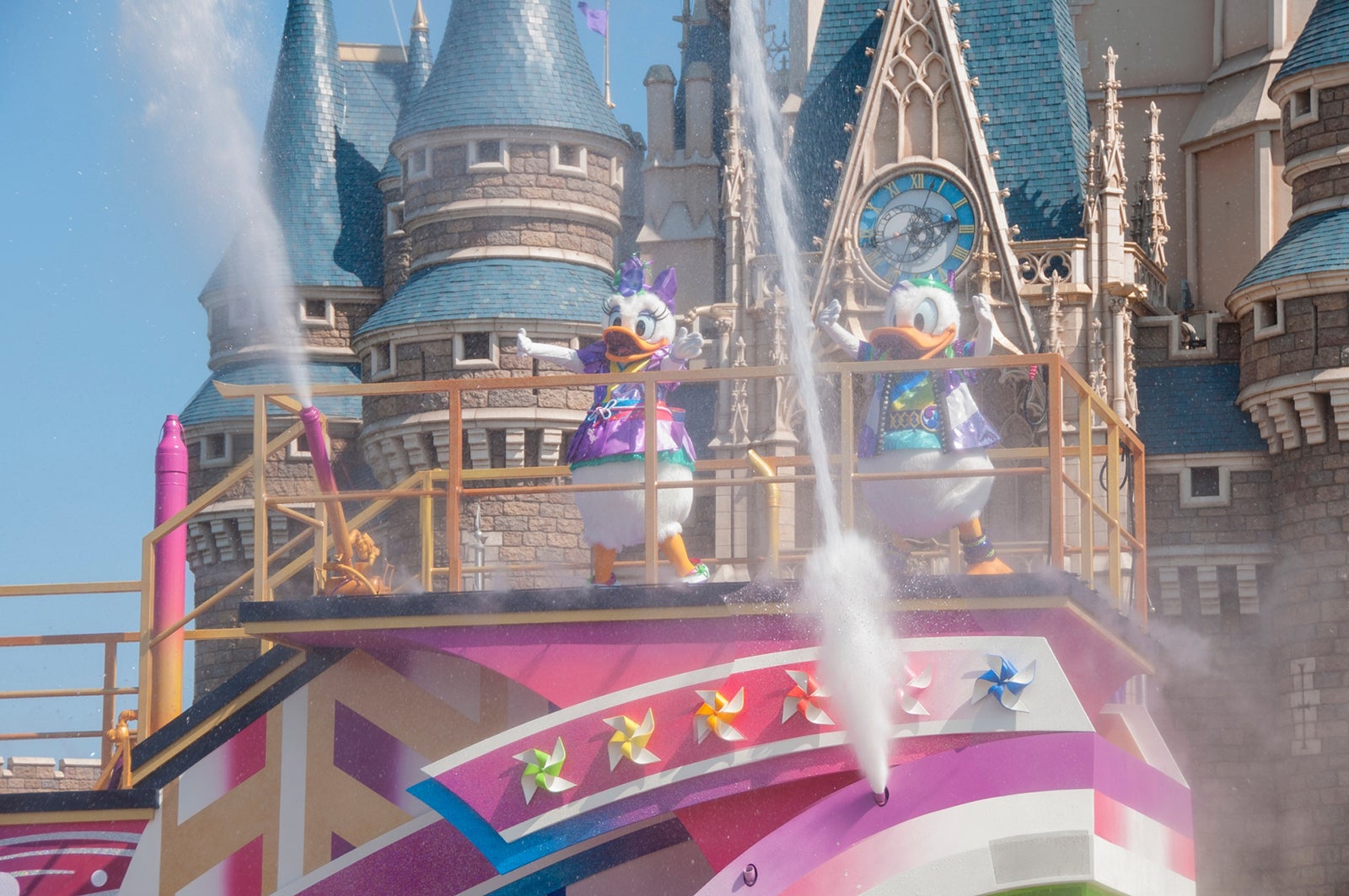 燦水！サマービート（C）Disney