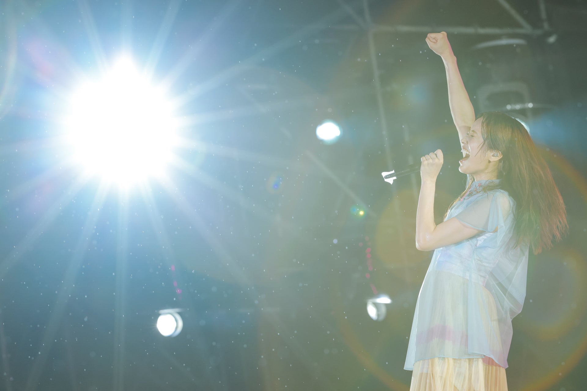 佐々木久美「W-KEYAKI FES.」／撮影：上山陽介