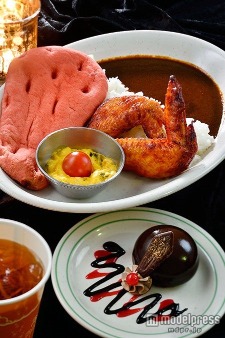 ヴィランズスペシャルセット￥1，580／店舗：カスバ・フードコート（東京ディズニーシー）（C）Disney