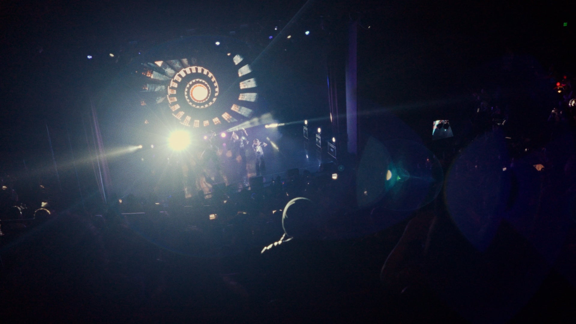 新WEBムービー「サン生と楽曲作ったよ」篇より（提供写真）