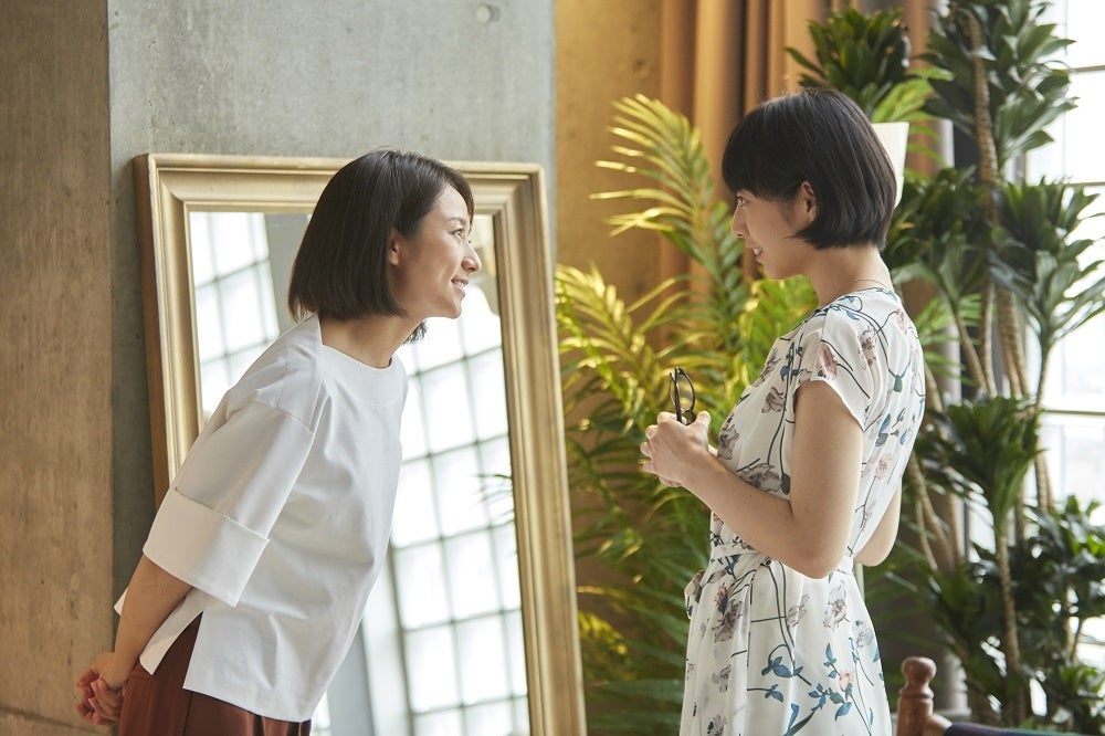 木村文乃、夏帆（C）「伊藤くん A to E」製作委員会