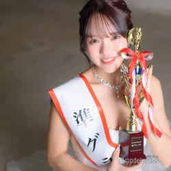 「MISS CIRCLE CONTEST 2023」準グランプリを受賞した粕谷亜理紗さん（C）モデルプレス