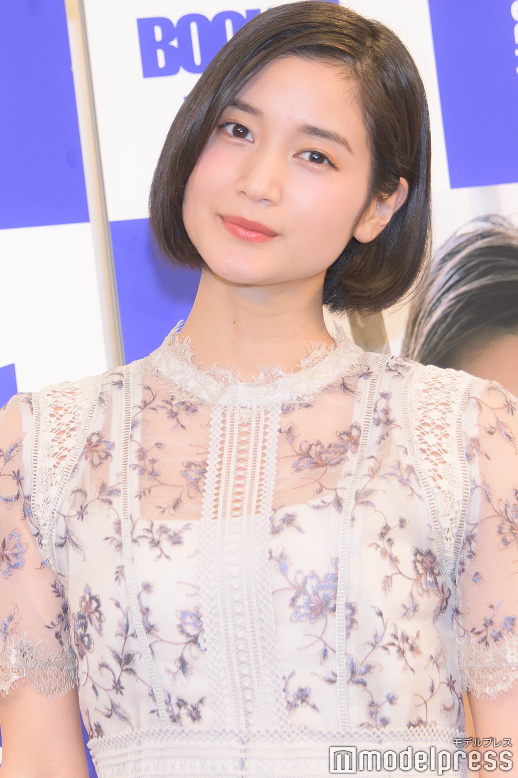 出口亜梨沙（C）モデルプレス