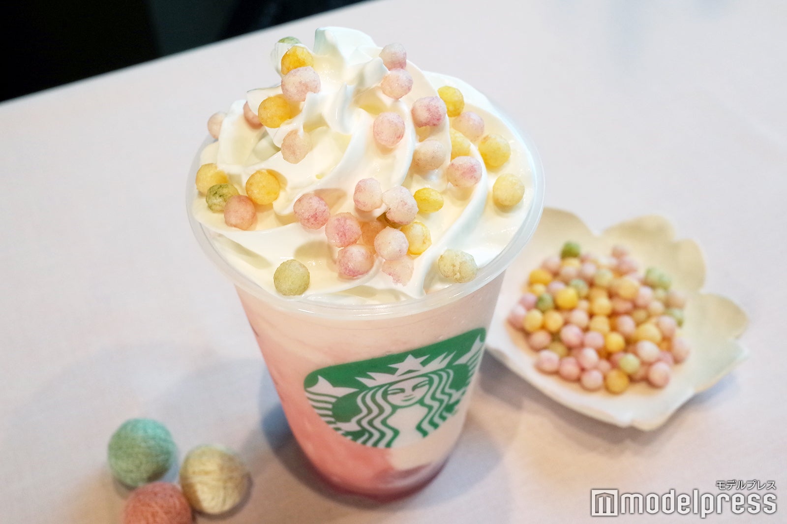 ひなまつり フラペチーノ（R） ショートサイズ（C）モデルプレス
