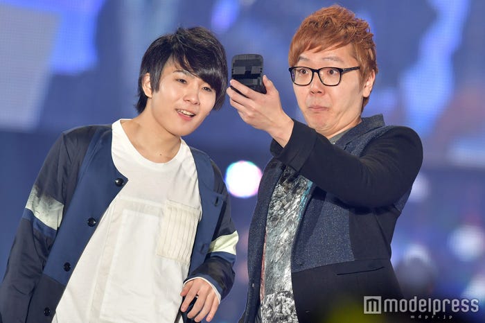 ワタナベマホト、HIKAKIN (C)モデルプレス